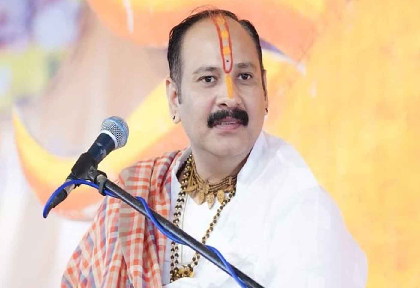 Pandit Pradeep Mishra